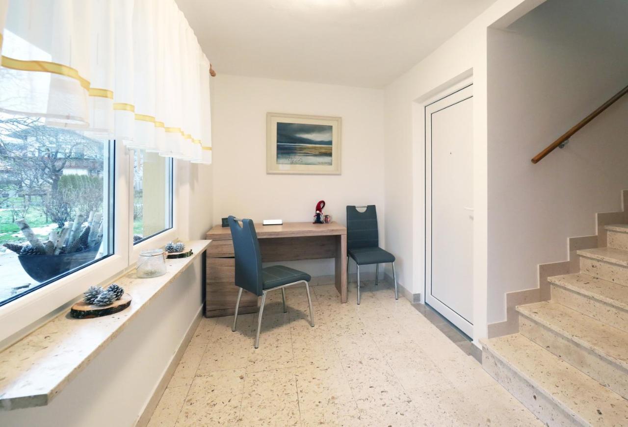 Apartma Vila Zigmund 采尔克尼察 外观 照片